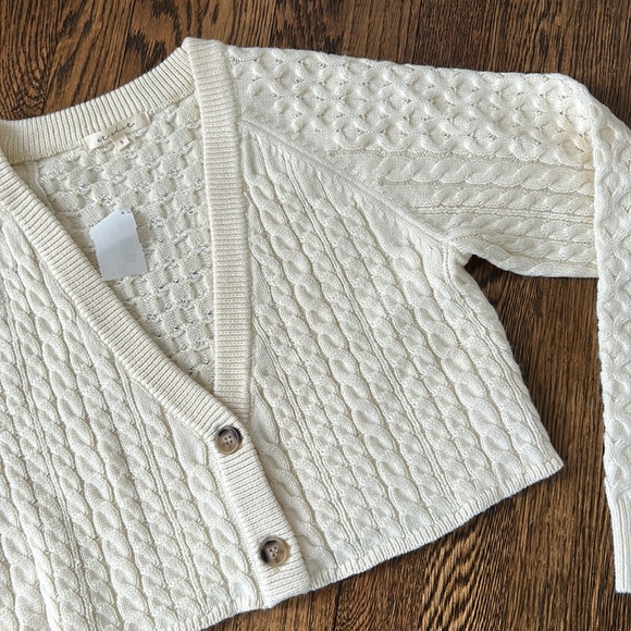 NWT Ruby and Jenna et cleft cropped knit cardigan - Picture 3 of 6